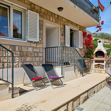 Apartment Aqua Dream - Private Jacuzzi, Wood Bbq , Terrace , Ground Floor Mokošica Exterior foto